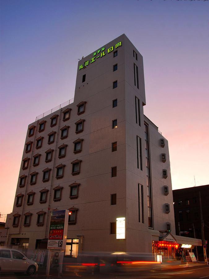 Hotel Rumieru Hyuga Exteriör bild